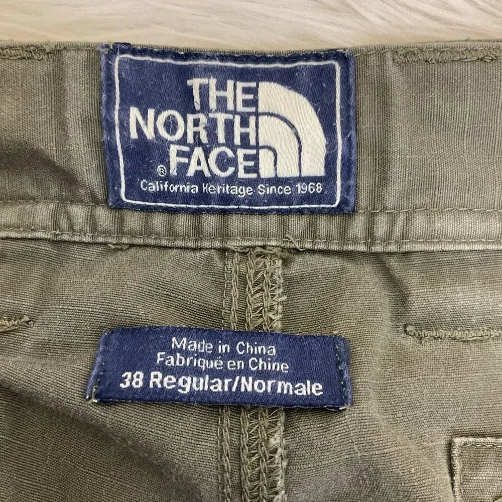 The North Face Men’s Cargo Shorts Green Size 38